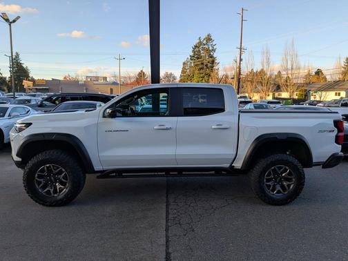 2024 Chevrolet Colorado ZR2