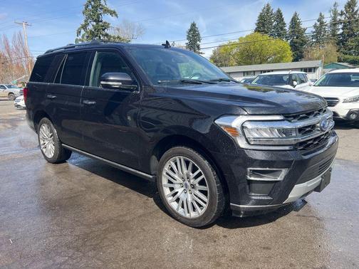 Black Metallic 2024 Ford Expedition Limited
