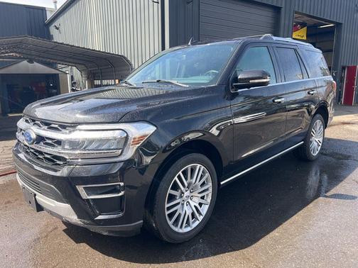 Black Metallic 2024 Ford Expedition Limited