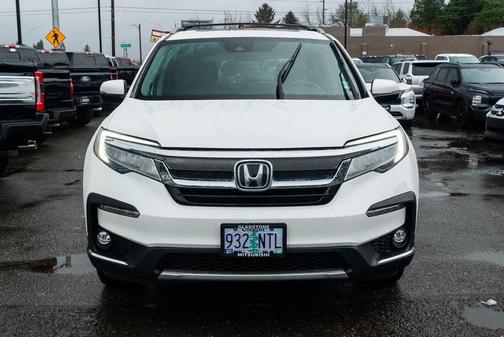 2022 Honda Pilot Touring 8-Passenger