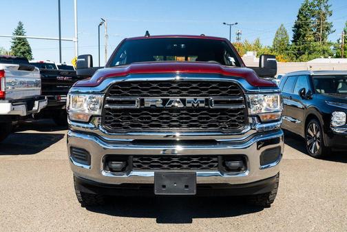 2024 RAM 2500 Tradesman Crew Cab 4x4 6'4' Box
