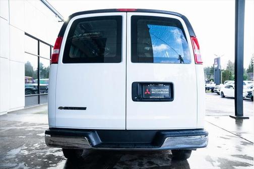 2022 Chevrolet Express 2500 RWD 2500 Regular Wheelbase WT