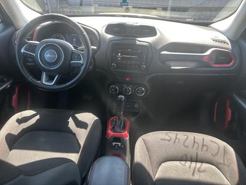 2015 Jeep Renegade Trailhawk