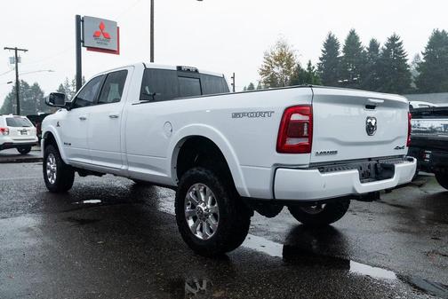 2019 RAM 3500 Laramie Crew Cab 4x4 8' Box