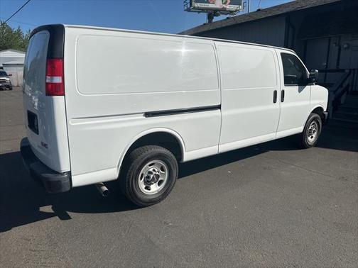 2023 GMC Savana 2500 Work Van
