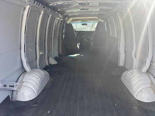 2023 GMC Savana 2500 Work Van