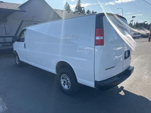 2023 GMC Savana 2500 Work Van