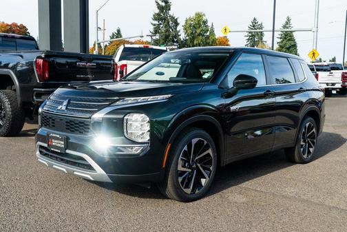 2025 Mitsubishi Outlander PHEV SE S-AWC