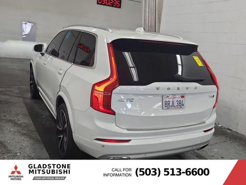 Crystal White Metallic 2020 Volvo XC90 T6 Momentum