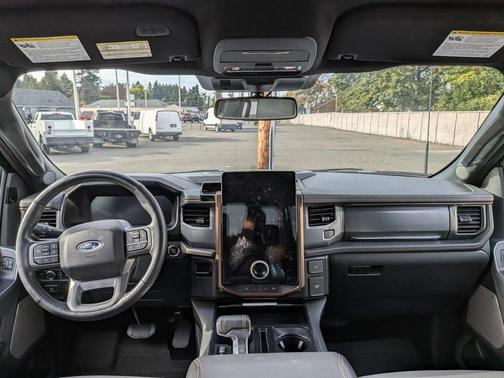 2022 Ford F-150 Lightning LARIAT
