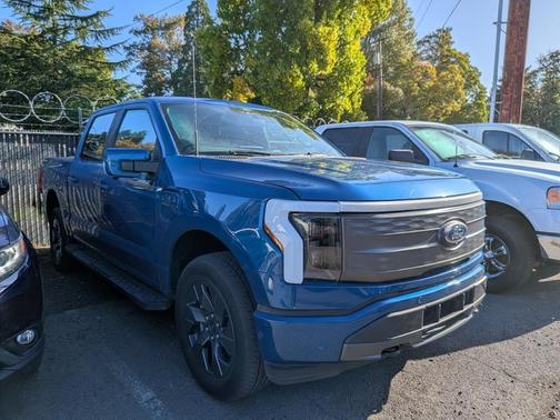 2022 Ford F-150 Lightning LARIAT