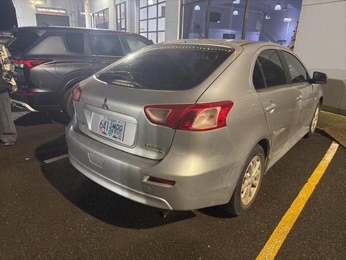 2014 Mitsubishi Lancer Sportback ES