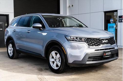 2023 Kia Sorento LX