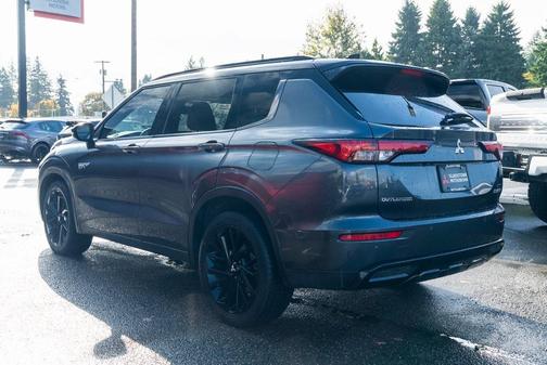 2025 Mitsubishi Outlander PHEV SEL