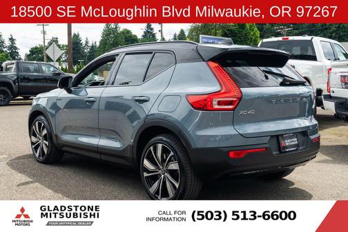 Thunder Grey Metallic 2021 Volvo XC40 Recharge Pure Electric P8