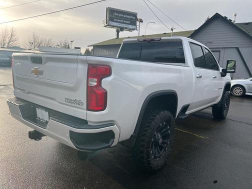2023 Chevrolet Silverado 2500 High Country