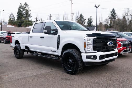 2024 Ford F-350 XLT