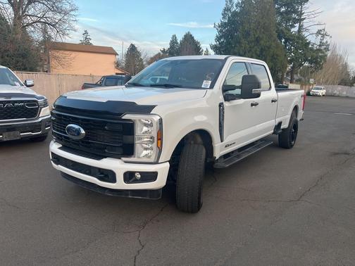 2024 Ford F-350 XLT