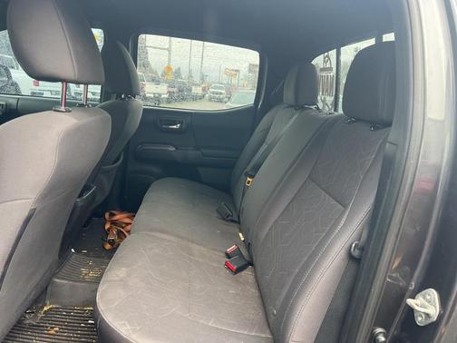 2016 Toyota Tacoma Base