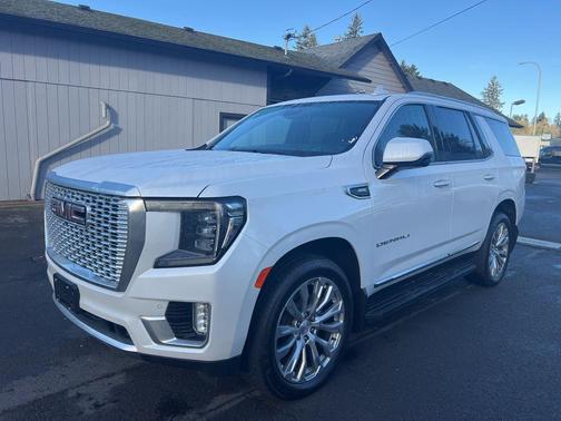 White 2024 GMC Yukon Denali
