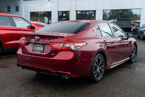 2018 Toyota Camry SE