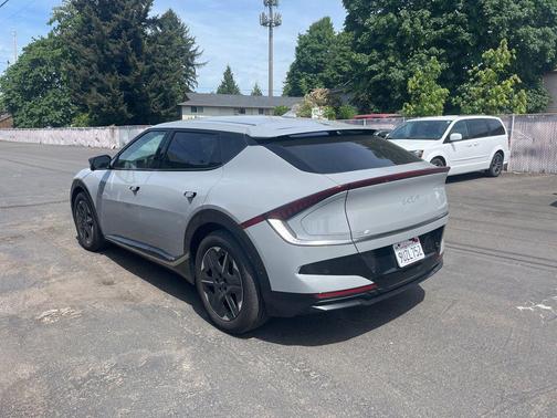 Wolf Gray 2025 Kia EV6 Wind RWD