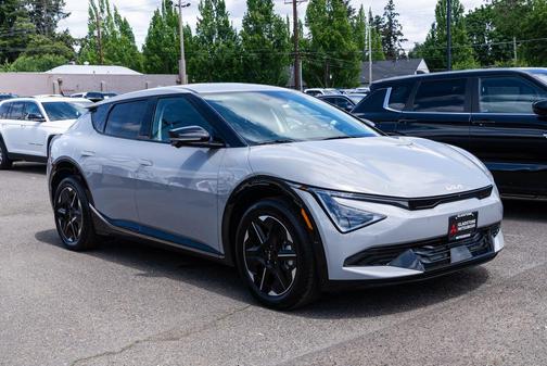 Wolf Gray 2025 Kia EV6 Wind RWD