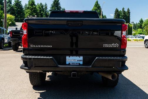 2023 Chevrolet Silverado 3500 High Country