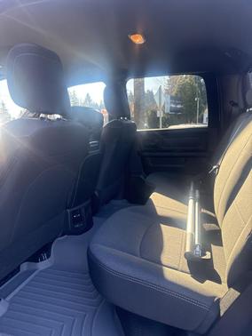 2024 RAM 2500 Tradesman Crew Cab 4x4 8' Box