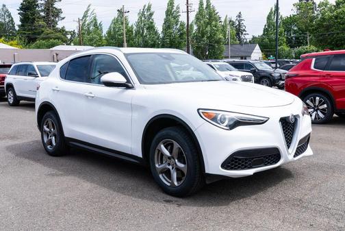 Alfa White 2021 Alfa Romeo Stelvio Base