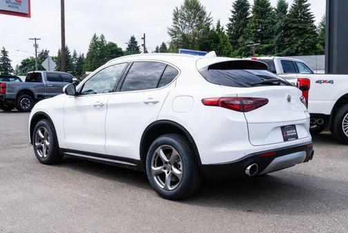 Alfa White 2021 Alfa Romeo Stelvio Base