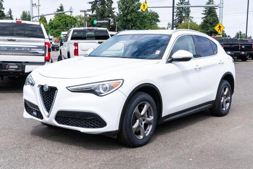 Alfa White 2021 Alfa Romeo Stelvio Base