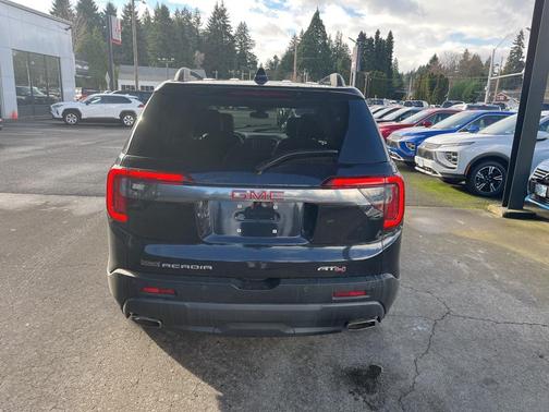 2021 GMC Acadia AT4