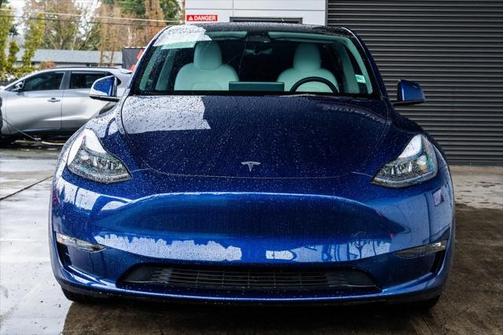 2023 Tesla Model Y Long Range Dual Motor All-Wheel Drive