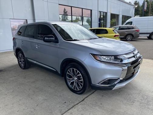 2016 Mitsubishi Outlander SE