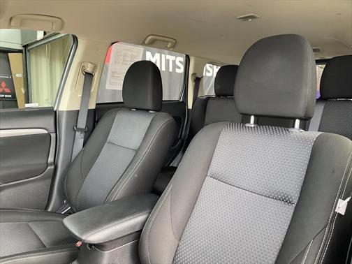 2016 Mitsubishi Outlander SE