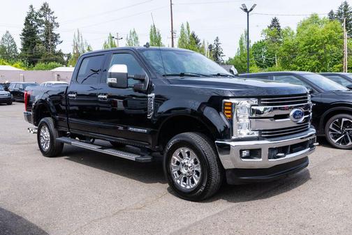 Black Metallic 2019 Ford F-250 Lariat