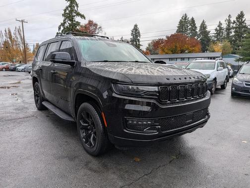 2023 Jeep Wagoneer Series II Carbide 4x4