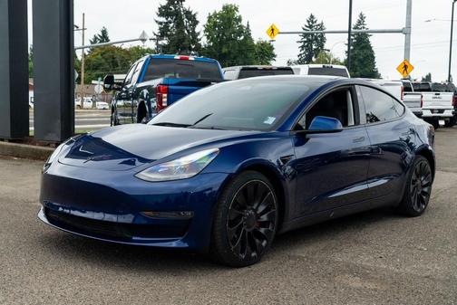 2023 Tesla Model 3 Performance