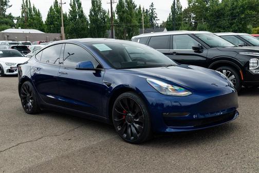 2023 Tesla Model 3 Performance