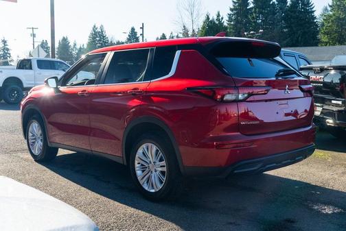 2024 Mitsubishi Outlander ES 2.5 S-AWC