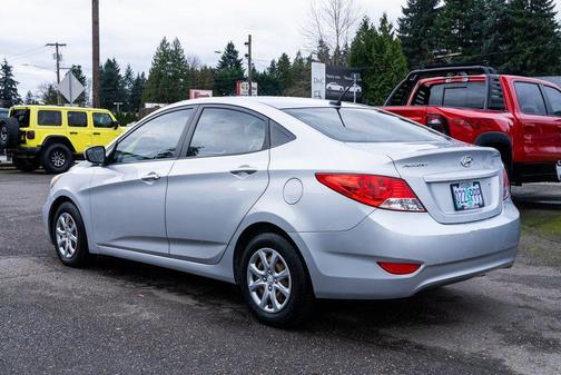 Ironman Silver Metallic 2014 Hyundai Accent GLS