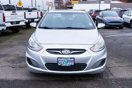 Ironman Silver Metallic 2014 Hyundai Accent GLS