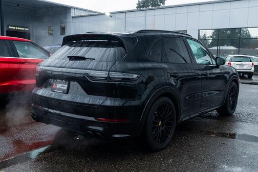 2021 Porsche Cayenne GTS