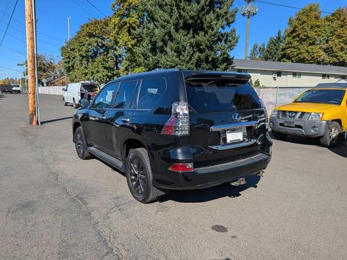 2023 Lexus GX 460 Premium