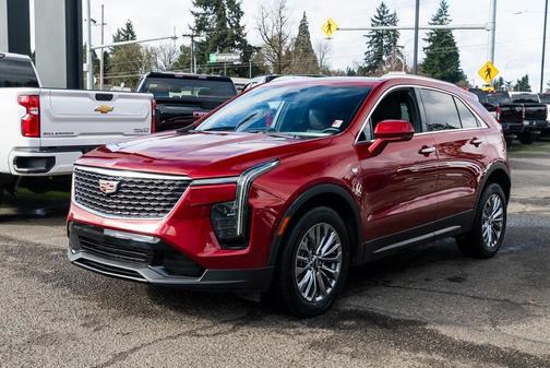 2023 Cadillac XT4 Premium Luxury
