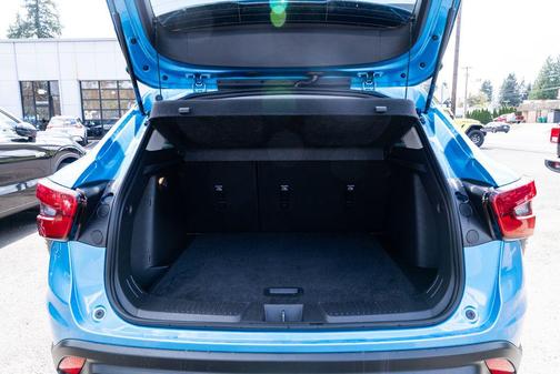 Marina Blue Metallic 2025 Chevrolet Trax LT