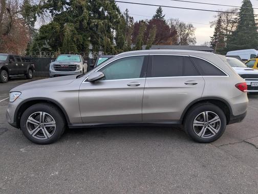 2021 Mercedes-Benz GLC 300 4MATIC