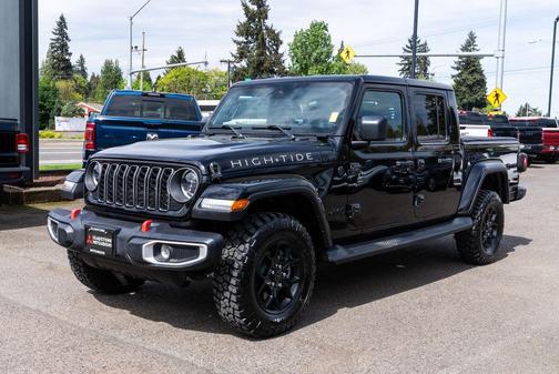 Black Clearcoat 2025 Jeep Gladiator High Tide