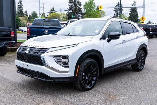 White Diamond 2024 Mitsubishi Eclipse Cross Black Edition S-AWC